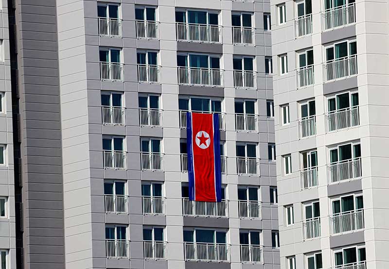 2018-02-08T062819Z_1_LYNXMPEE170DP_RTROPTP_4_OLYMPICS-2018-NORTHKOREA.JPG
