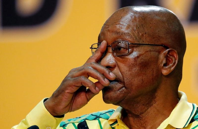 2018-02-13T013034Z_1_LYNXMPEE1C03Q_RTROPTP_3_SAFRICA-POLITICS.JPG