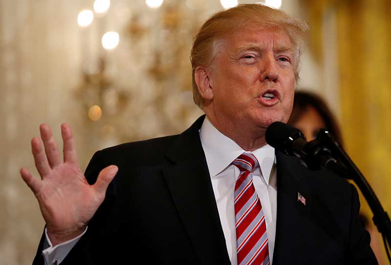 2018-02-14T013431Z_1_LYNXNPEE1D03B_RTROPTP_4_USA-TRUMP.JPG