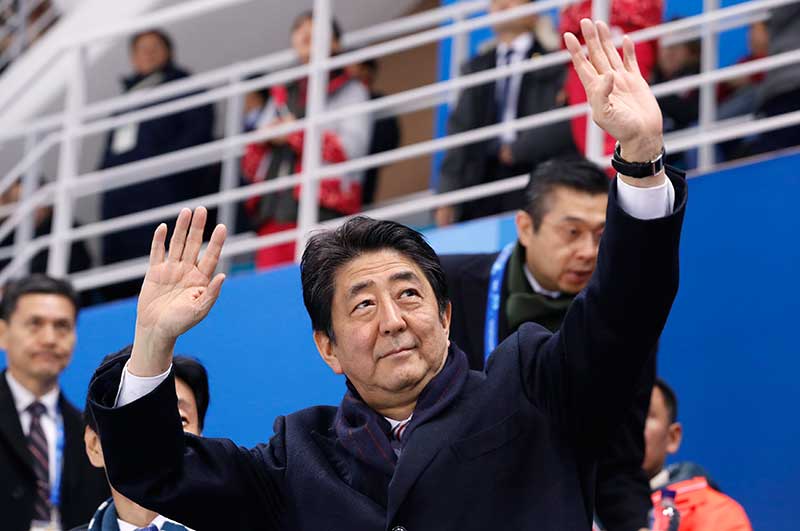 2018-02-15T024309Z_1_LYNXNPEE1E047_RTROPTP_4_OLYMPICS-2018-ICEH-W-JPN-SWE.JPG