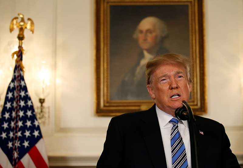 2018-02-15T222649Z_1_LYNXNPEE1E22M_RTROPTP_4_FLORIDA-SHOOTING-TRUMP.JPG