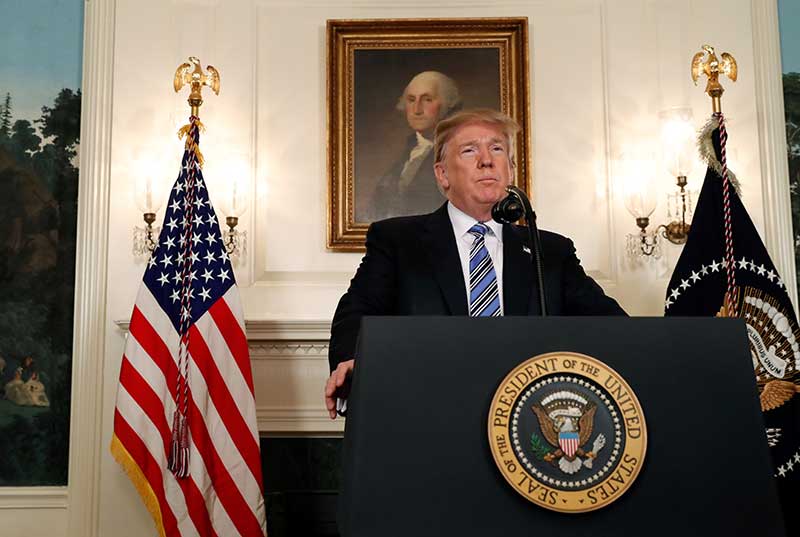 2018-02-18T160905Z_1_LYNXNPEE1H0DK_RTROPTP_4_FLORIDA-SHOOTING-TRUMP.JPG