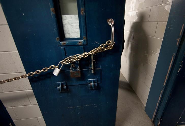 2018-02-20T032629Z_1_LYNXNPEE1J03N_RTROPTP_3_CANADA-PRISON-SOLITARY.JPG