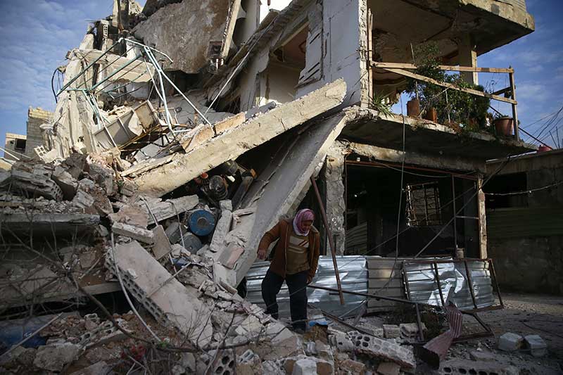 2018-02-20T211503Z_1_LYNXNPEE1J1Y7_RTROPTP_4_MIDEAST-CRISIS-SYRIA-GHOUTA.JPG