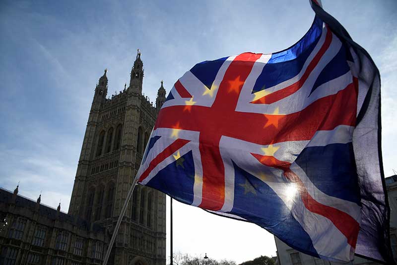 2018-02-22T000317Z_2_LYNXNPEE1K1WS_RTROPTP_4_BRITAIN-EU.JPG