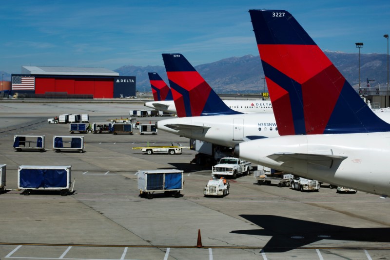2018-02-24T193127Z_1_LYNXNPEE1N0T6_RTROPTP_3_USA-PIPLEINE-AIRLINES.JPG
