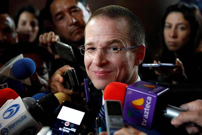 2018-02-26T014303Z_1_LYNXNPEE1P01P_RTROPTP_4_MEXICO-ELECTION.JPG