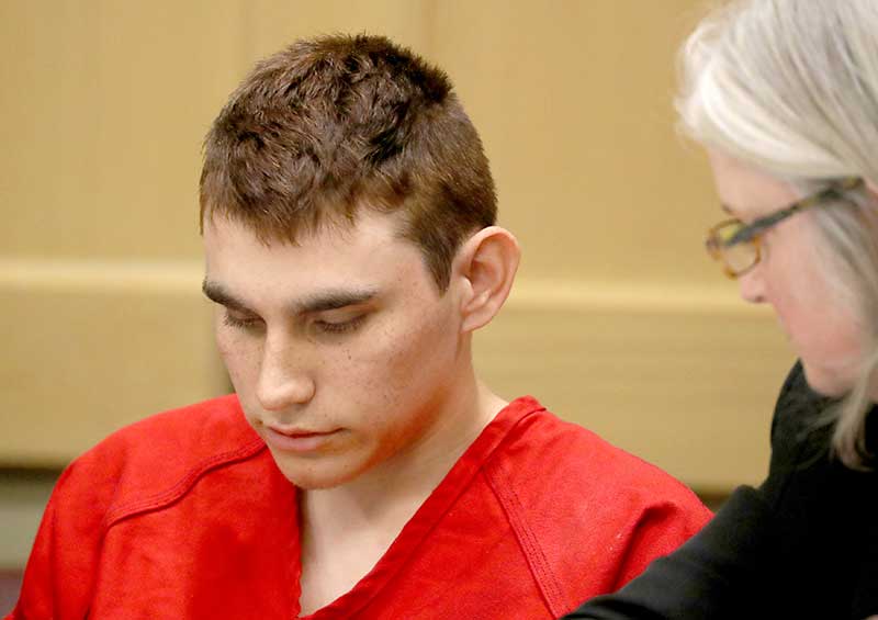 2018-02-27T101035Z_2_LYNXNPEE1Q0AM_RTROPTP_4_FLORIDA-SHOOTING.JPG