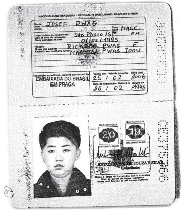 2018-02-27T175606Z_4_LYNXNPEE1Q1FX_RTROPTP_3_NORTH-KOREA-KIM-PASSPORTS.jpg