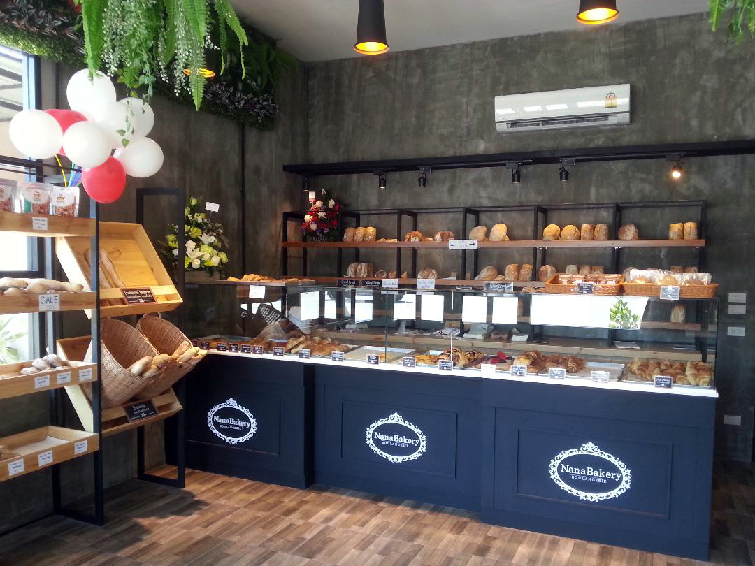 5a73bc2dbc187_NanaBakeryInterior.jpg.b5d55a8bd96d7c12376a2d0064688f65.jpg