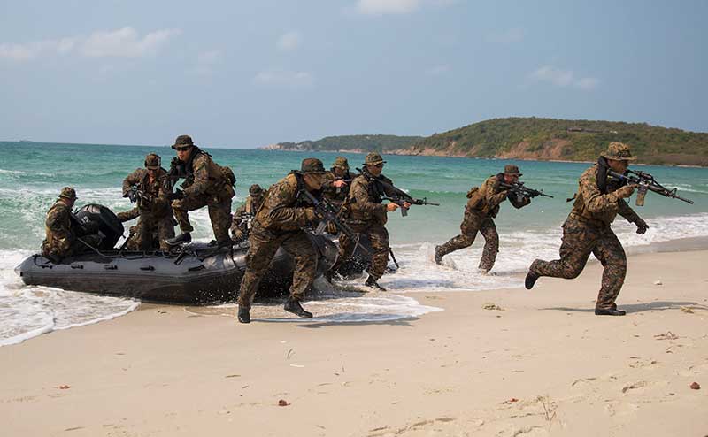 Cobra_Gold_amphibious_demonstration_in_Thailand.jpg
