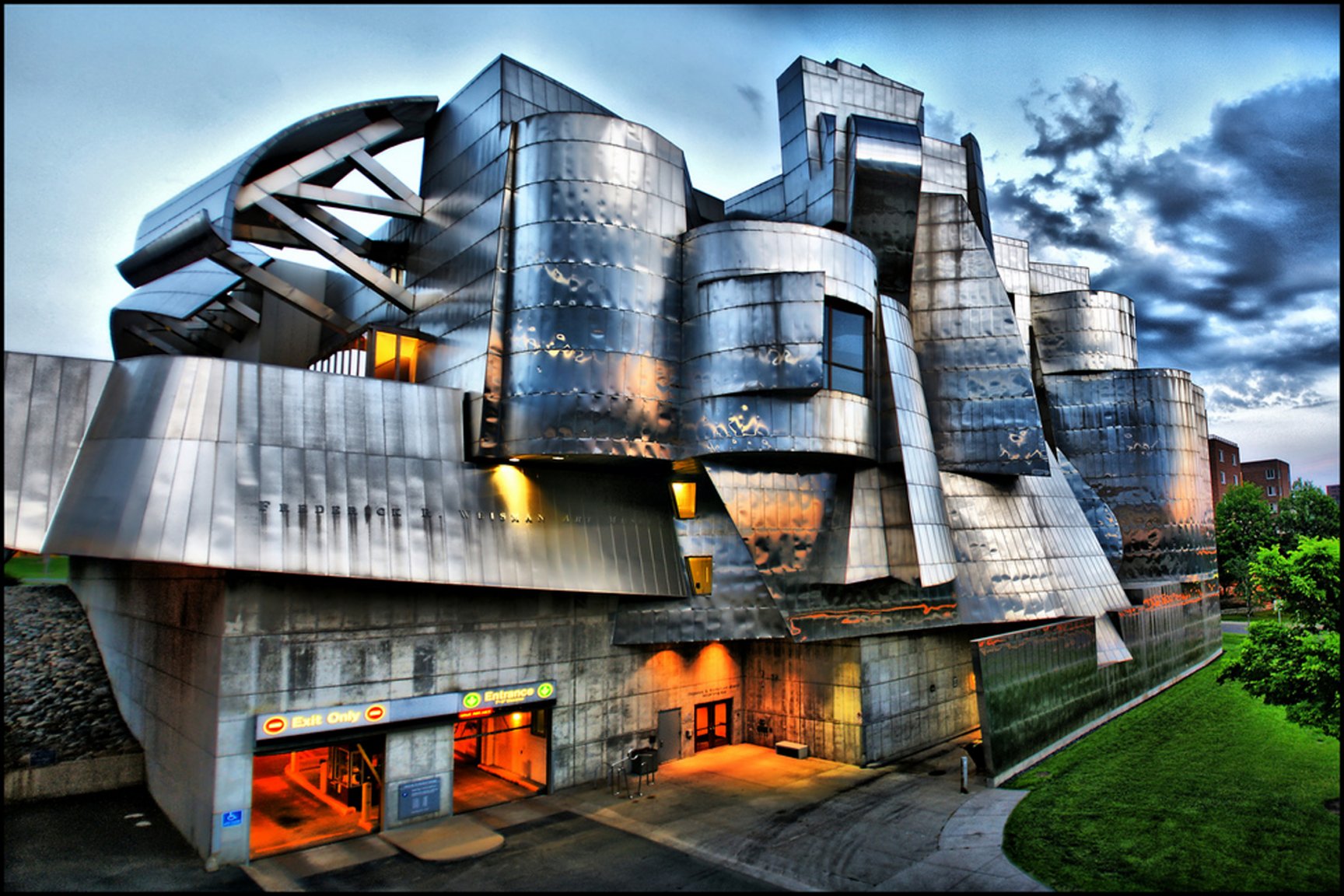 Frank-Gehry-St-Paul-MN-2-inches-wide.jpg