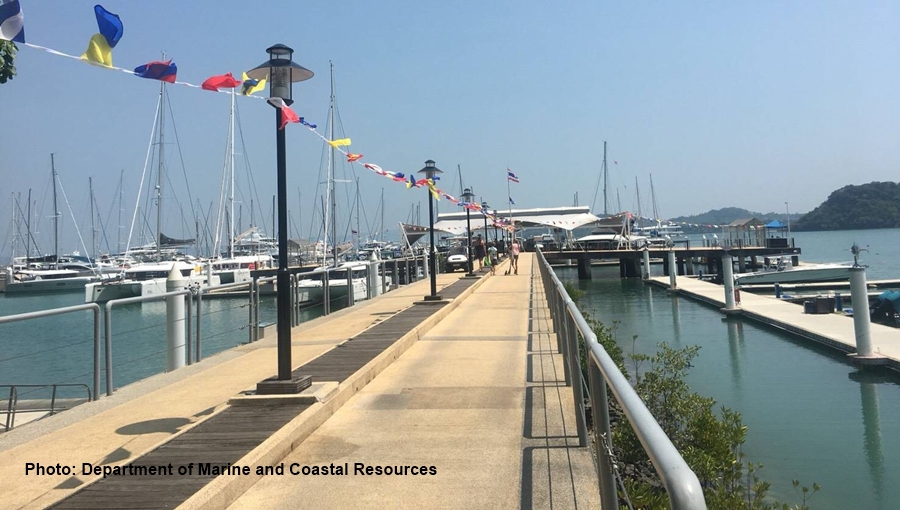 marina1.jpg