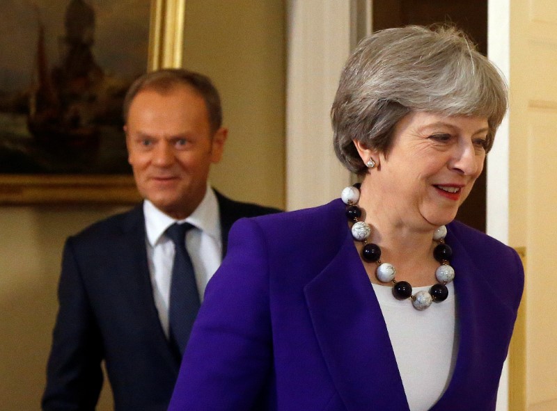 2018-03-01T230728Z_1_LYNXNPEE204BN_RTROPTP_3_BRITAIN-EU-MAY-TUSK.JPG