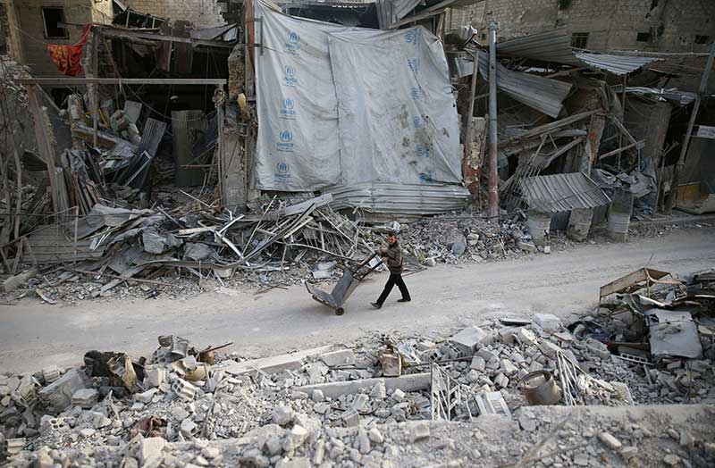 2018-03-07T024735Z_2_LYNXNPEE250J5_RTROPTP_4_MIDEAST-CRISIS-SYRIA.JPG