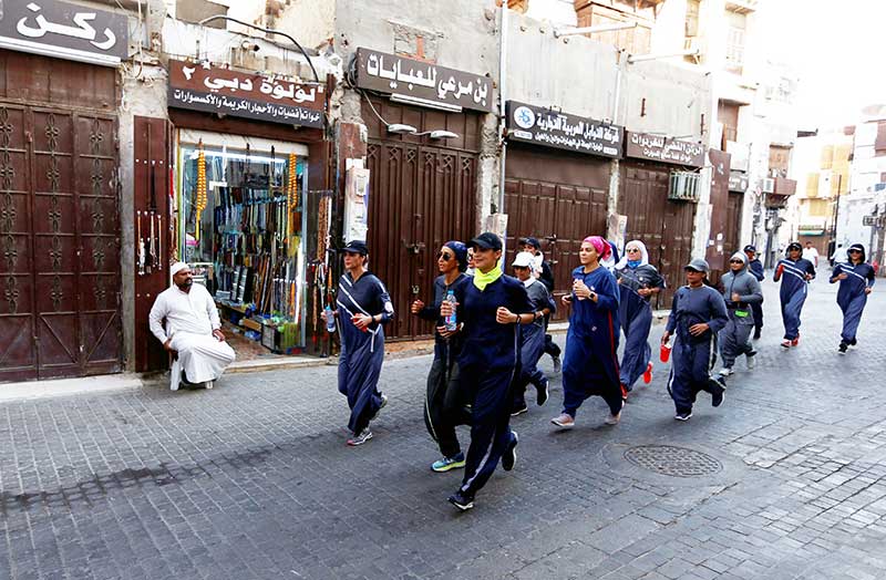 2018-03-08T185656Z_1_LYNXNPEE271T5_RTROPTP_4_WOMENS-DAY-SAUDI.JPG