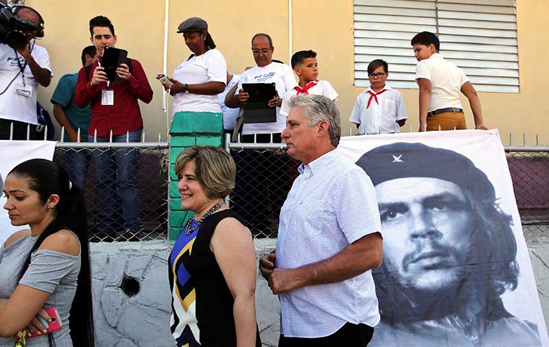 2018-03-11T220145Z_1_LYNXNPEE2A0MY_RTROPTP_4_CUBA-ELECTION.JPG