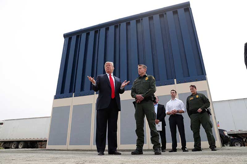 2018-03-13T212243Z_1_LYNXNPEE2C203_RTROPTP_4_USA-TRUMP-CALIFORNIA.JPG