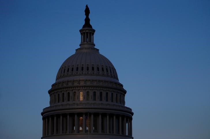 2018-03-22T013823Z_1_LYNXMPEE2L04K_RTROPTP_3_USA-CONGRESS-SHUTDOWN.JPG