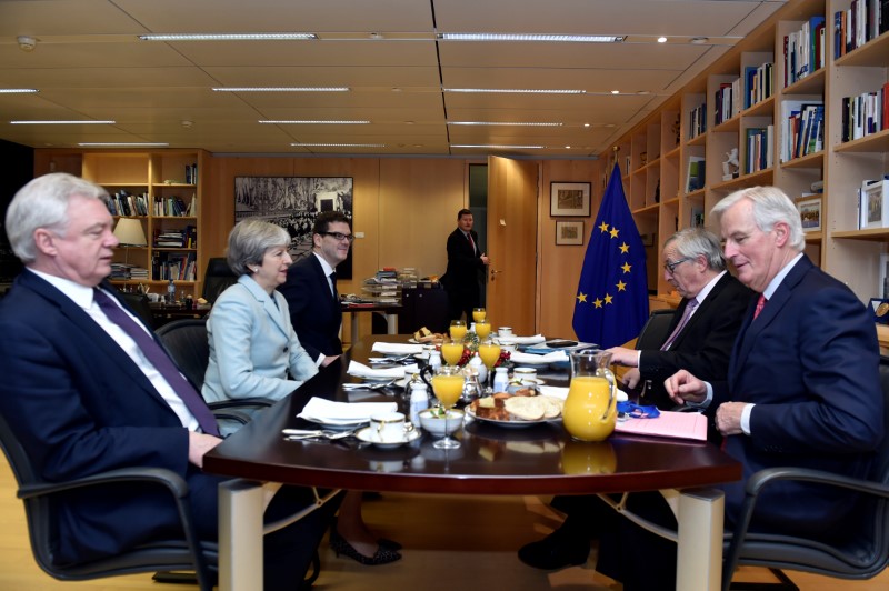 2018-03-22T151856Z_1_LYNXMPEE2L1CZ_RTROPTP_3_BRITAIN-EU-MAY-BRUSSELS.JPG