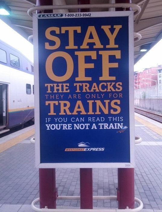 sign-in-the-train-station.jpg.031edc981e5052e0e246bfbcf7ed0f0a.jpg