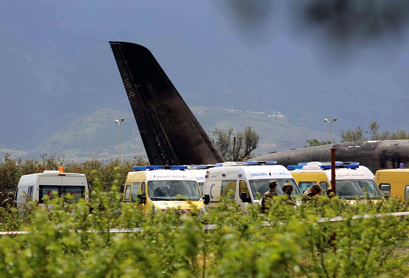 2018-04-11T113028Z_1_LYNXMPEE3A0VY_RTROPTP_4_ALGERIA-PLANE.JPG