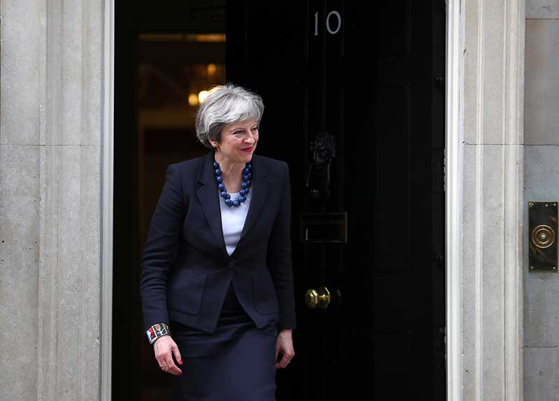 2018-04-12T072022Z_2_LYNXMPEE3B0EA_RTROPTP_4_MIDEAST-CRISIS-SYRIA-BRITAIN.JPG
