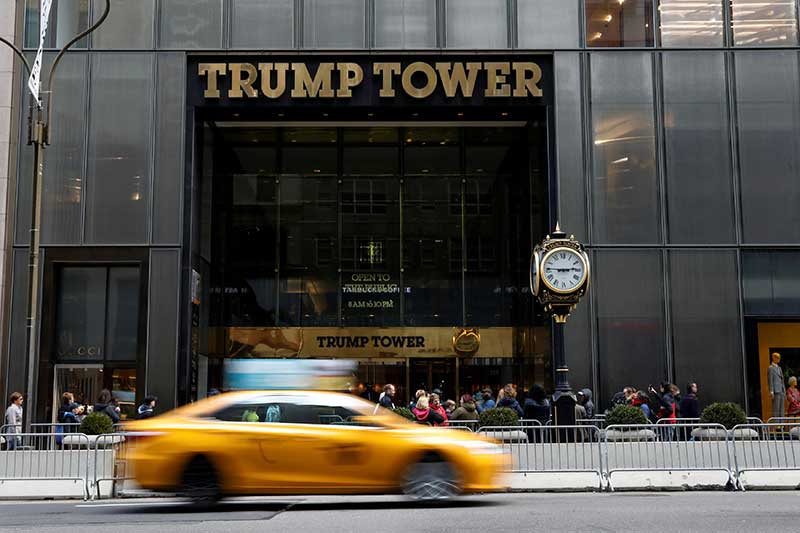 2018-04-12T210437Z_2_LYNXMPEE3B1IC_RTROPTP_4_NEW-YORK-TRUMP-TOWER.JPG
