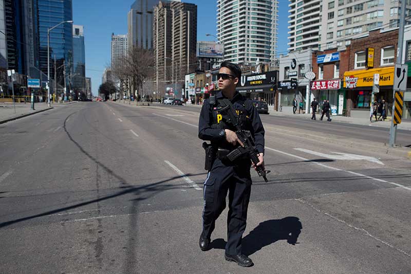 2018-04-23T201821Z_1_LYNXMPEE3M1OR_RTROPTP_4_CANADA-VAN.JPG