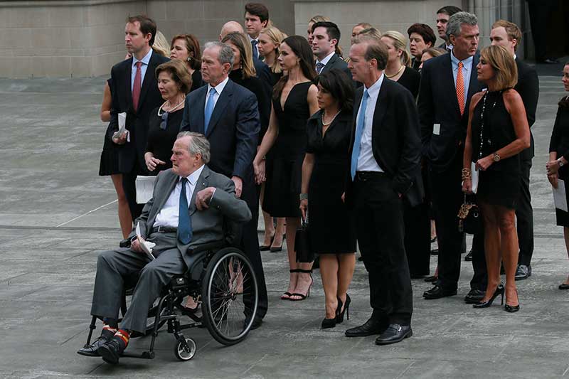 2018-04-23T225821Z_1_LYNXMPEE3M1XG_RTROPTP_4_PEOPLE-BARBARABUSH.JPG