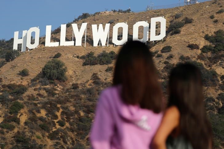2018-04-26T031033Z_1_LYNXMPEE3P05E_RTROPTP_3_PEOPLE-WEINSTEIN.JPG