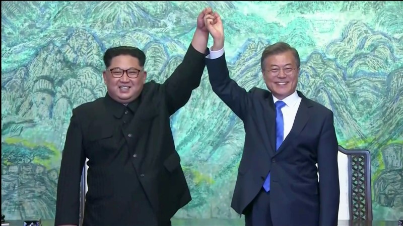 2018-04-27T094634Z_1_LYNXMPEE3Q0SG_RTROPTP_3_NORTHKOREA-SOUTHKOREA-SUMMIT.JPG