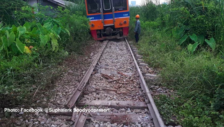 derail.jpg