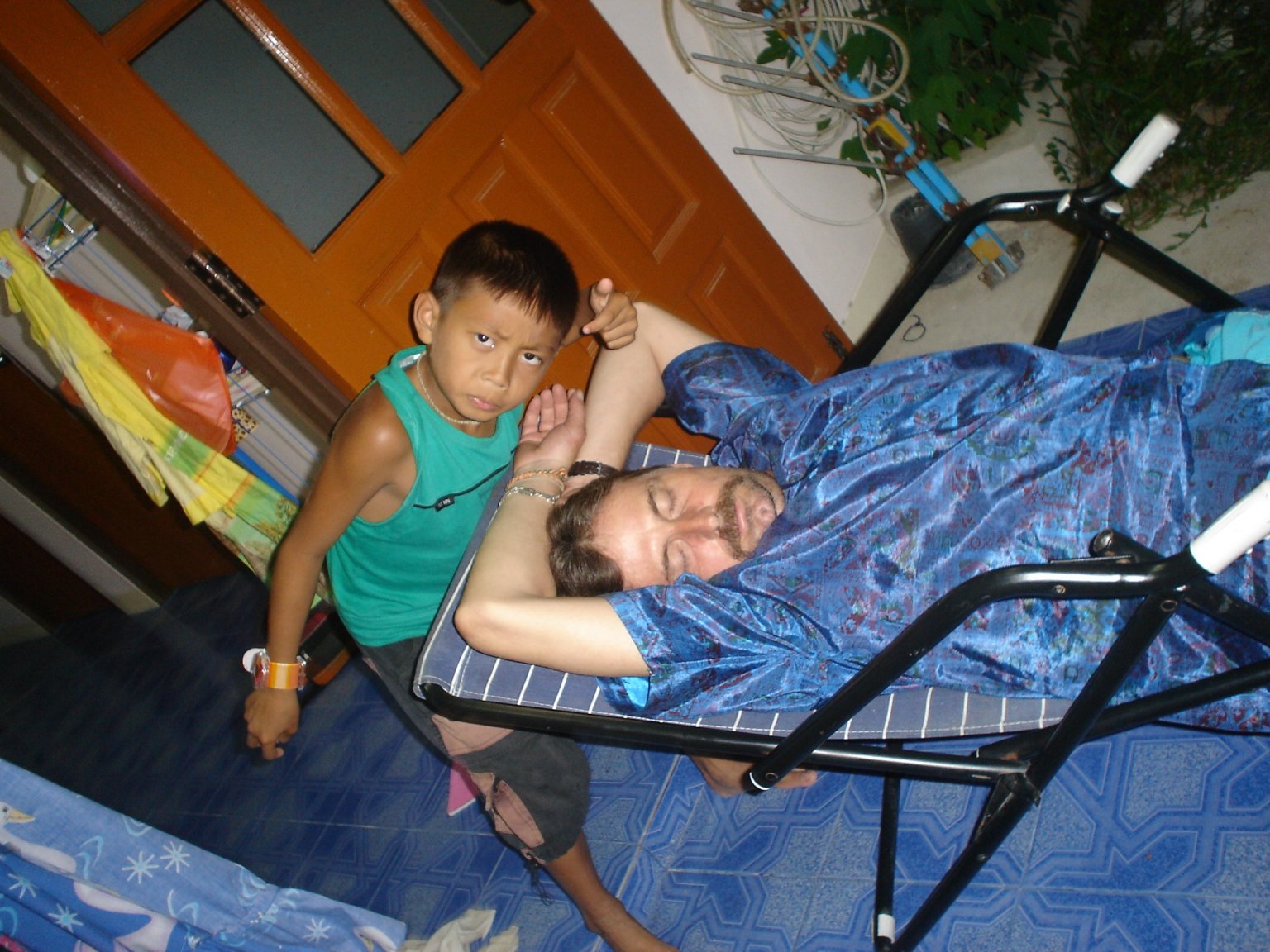 Rayong Bu  Songkran 2006 106.jpg