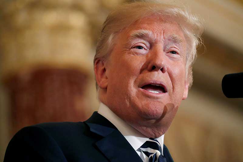 2018-05-02T205755Z_1_LYNXMPEE411RI_RTROPTP_4_USA-TRUMP-POMPEO.JPG