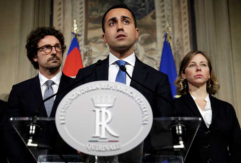 2018-05-13T182130Z_2_LYNXNPEE4C0MN_RTROPTP_4_ITALY-POLITICS-ECONOMY.JPG