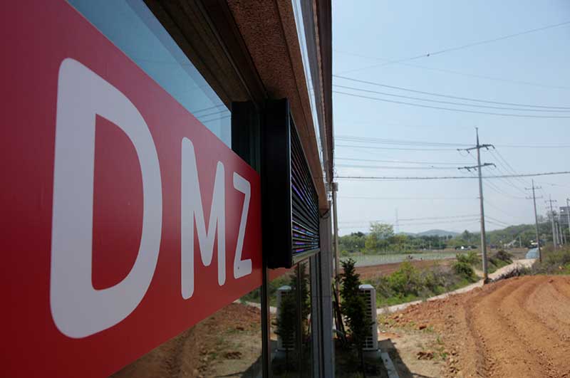 2018-05-13T232016Z_1_LYNXNPEE4C0WO_RTROPTP_4_SOUTHKOREA-BORDER-PROPERTY.JPG