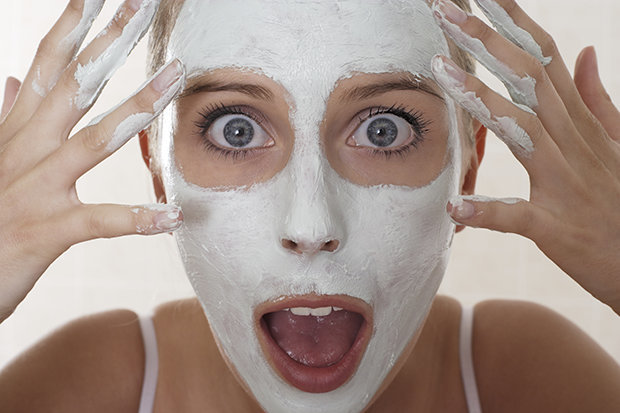 WOMAN-FACIAL-703542.jpg