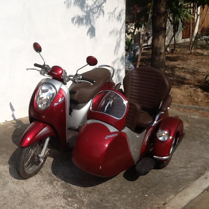 car.jpg.406fc7c6a914f72ede678111111cb96e.jpg