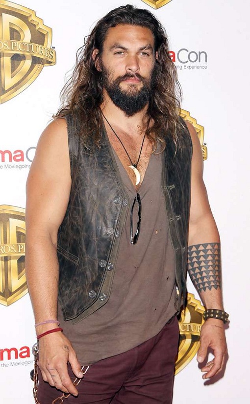 rs_634x1024-171012123028-634.jason-momoa.ct.101217.jpg