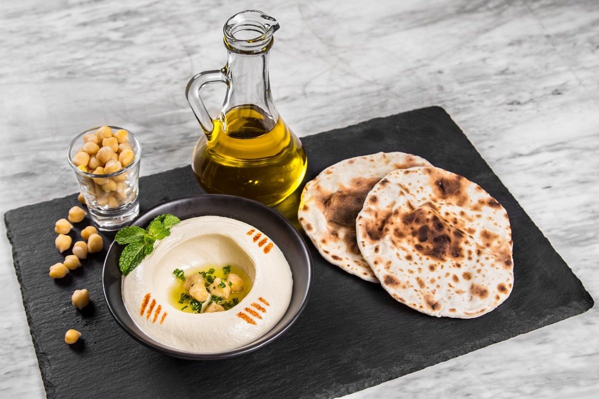 m7 - Hummus.jpg