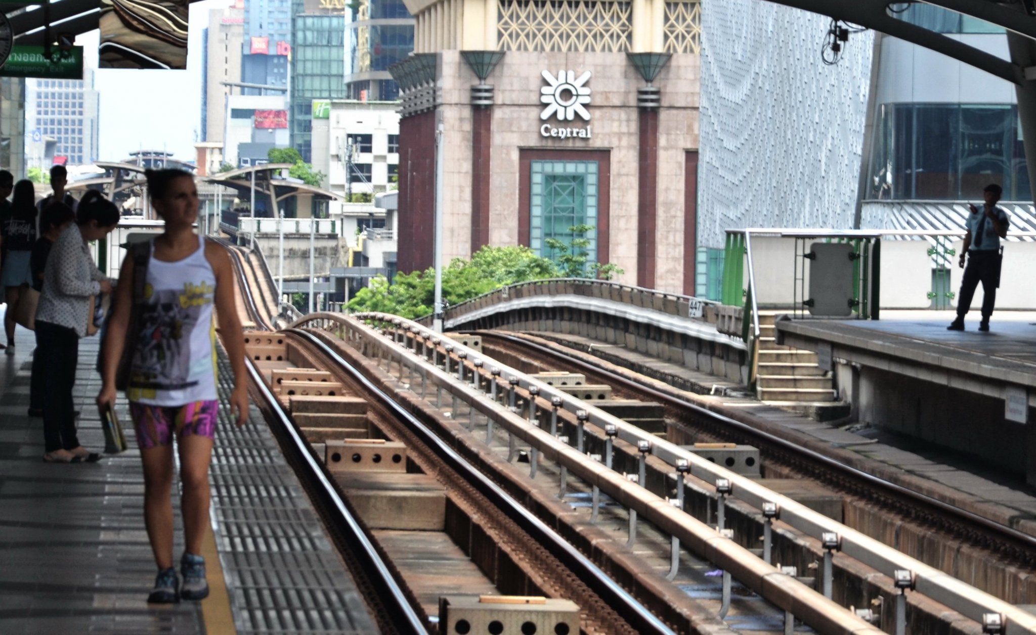 yellow line.JPG