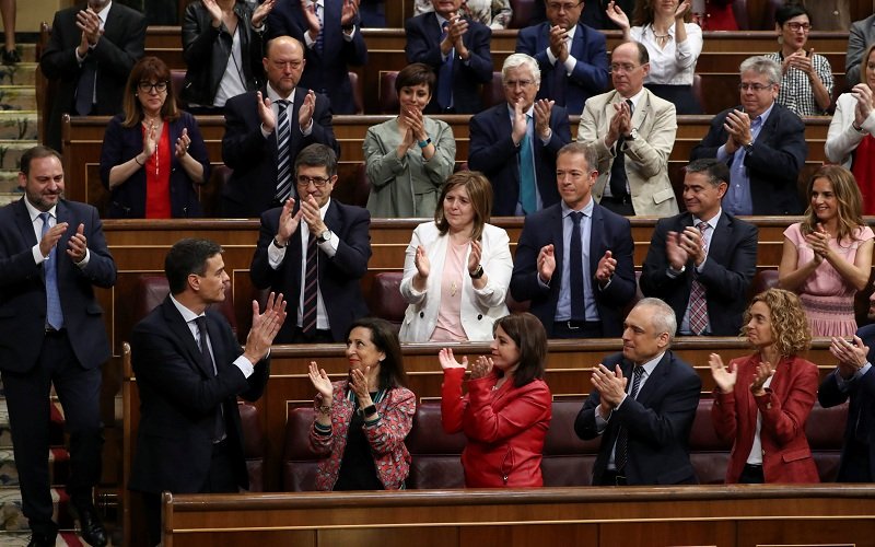 2018-06-01T094623Z_1_LYNXNPEE502VL_RTROPTP_4_SPAIN-POLITICS.JPG