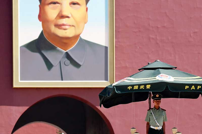 2018-06-04T035202Z_1_LYNXNPEE53071_RTROPTP_4_CHINA-TIANANMEN.JPG