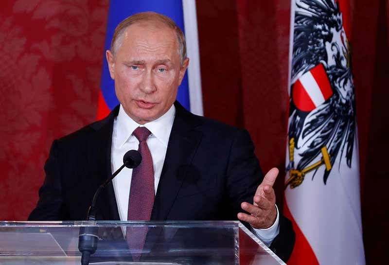 2018-06-05T232601Z_1_LYNXNPEE5428E_RTROPTP_4_AUSTRIA-RUSSIA-PUTIN.JPG