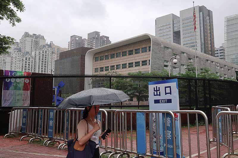 2018-06-07T065517Z_1_LYNXNPEE560E2_RTROPTP_4_CHINA-USA-ILLNESS.JPG