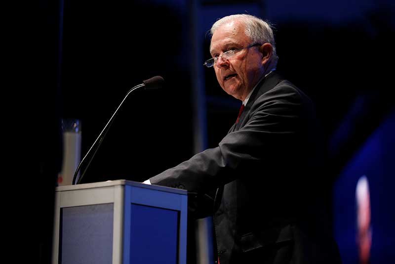 2018-06-11T202553Z_1_LYNXMPEE5A1PA_RTROPTP_4_USA-JUSTICE-SESSIONS.JPG