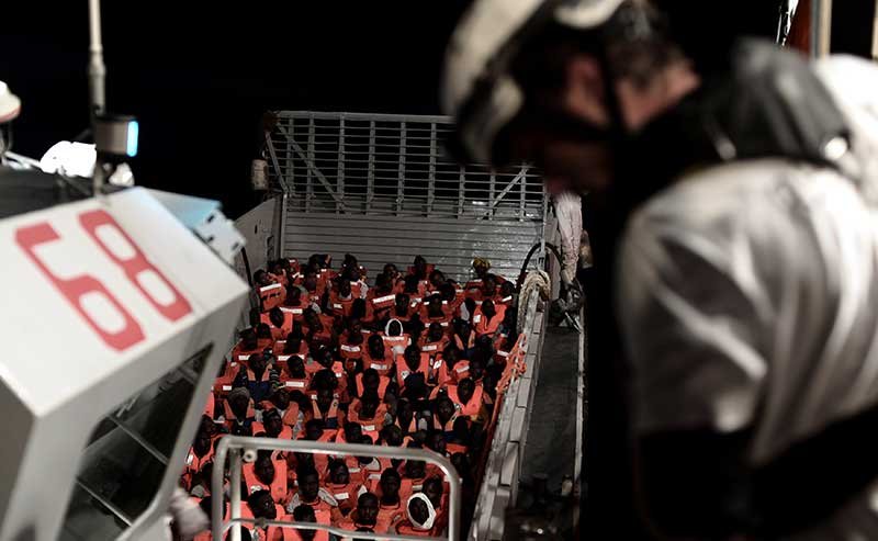 2018-06-12T065641Z_1_LYNXMPEE5B0EG_RTROPTP_4_EUROPE-MIGRANTS-ITALY-MALTA.JPG