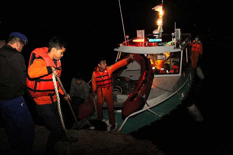 2018-06-18T212143Z_1_LYNXMPEE5H1WY_RTROPTP_4_INDONESIA-FERRY.JPG