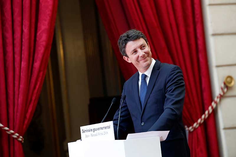 2018-06-19T065806Z_1_LYNXMPEE5I0FR_RTROPTP_4_FRANCE-POLITICS.JPG